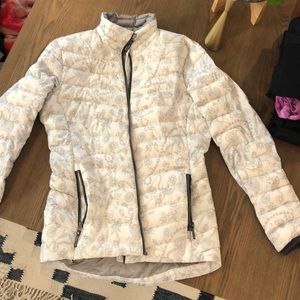 White Helly Hansen puffer
